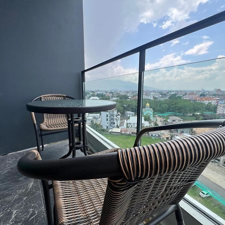 The Astra Sky River Condo Chiang Mai Extérieur photo
