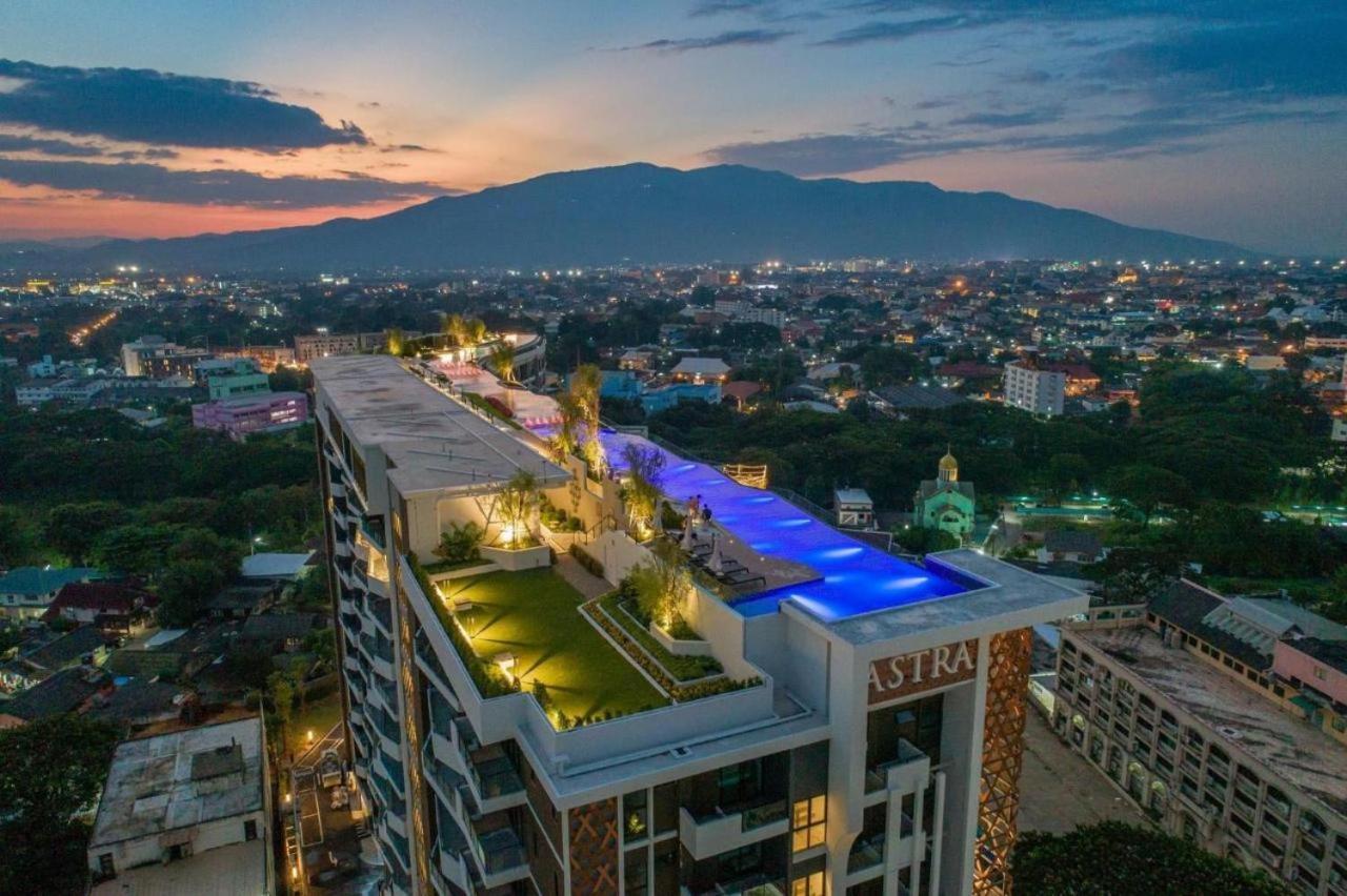 The Astra Sky River Condo Chiang Mai Extérieur photo