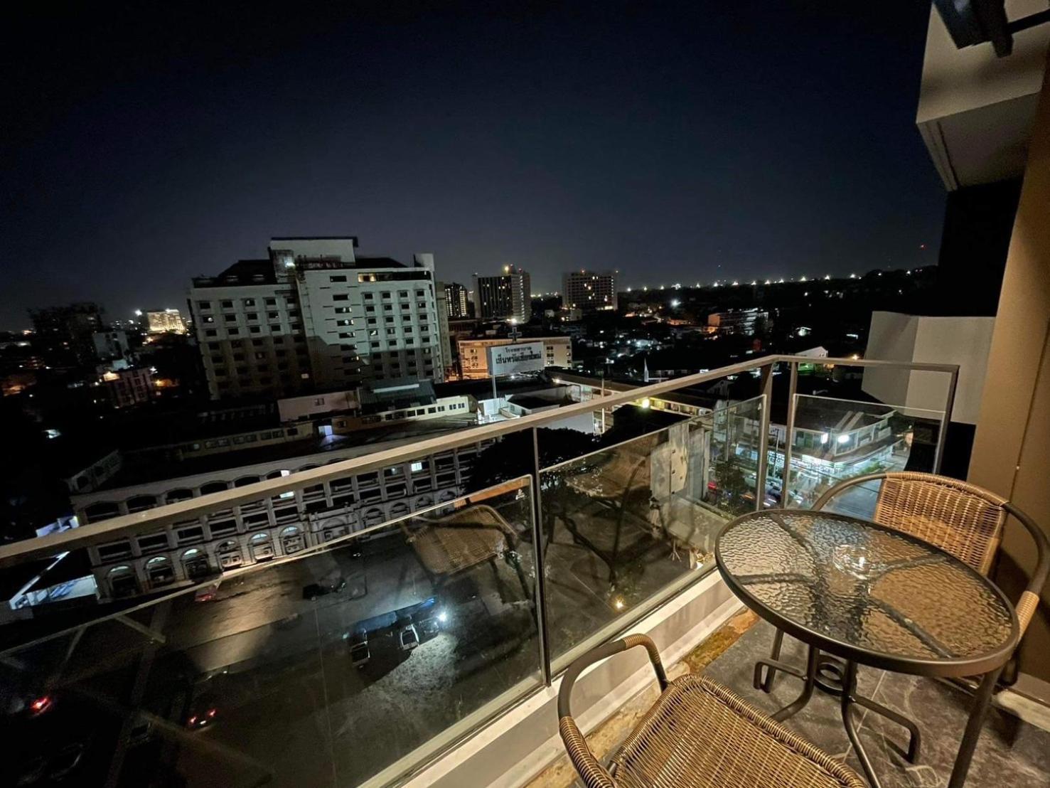 The Astra Sky River Condo Chiang Mai Extérieur photo