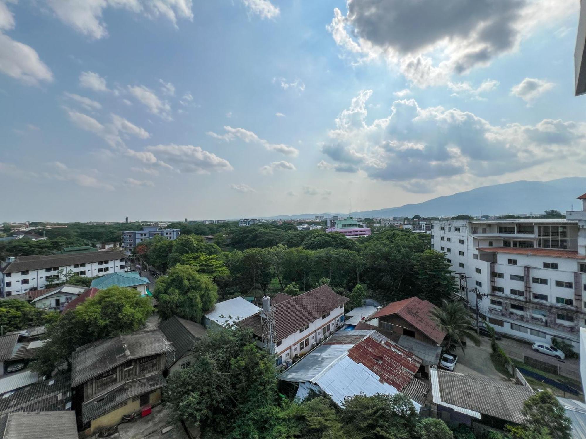 The Astra Sky River Condo Chiang Mai Extérieur photo